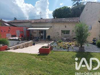 Vente maison 10 pièces Corme-Royal 17