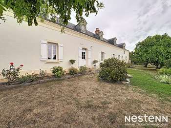 Maison 8 pièces 205 m² · à Cornillé-les-Caves · 205 m² · 378 900 €