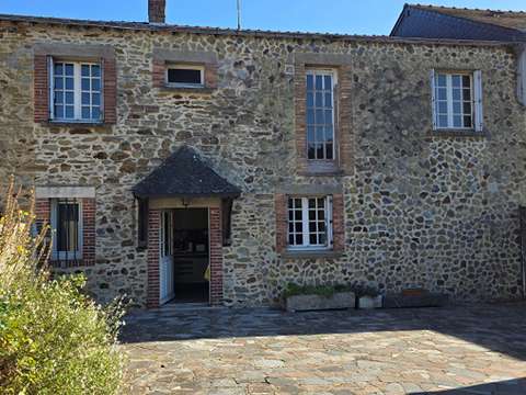 Vente maison 8 pièces Cossé-le-Vivien 53