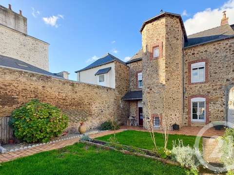 Vente maison 5 pièces Cossé-le-Vivien 53