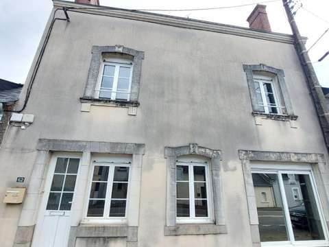 Vente maison 4 pièces Cossé-le-Vivien 53