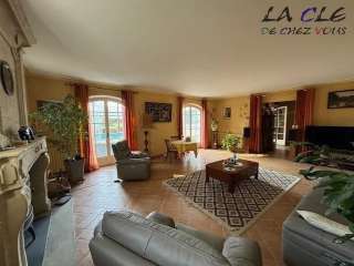 Vente maison 11 pièces