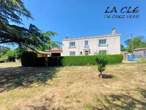 Vente maison 5 pièces Coulonges-sur-l'Autize 79