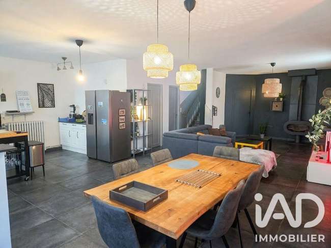 Maison 4 pièces 176 m² · à Courçay · 176 m² · 195 000 €