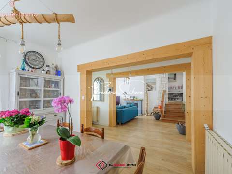Vente maison 9 pièces
