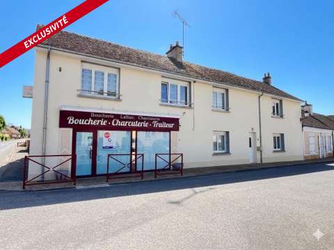 Vente maison 10 pièces Courgains 72