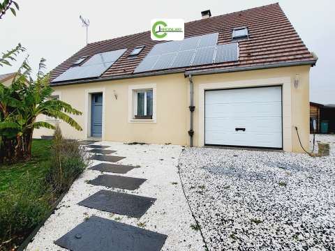 Vente maison 7 pièces Courgenard 72