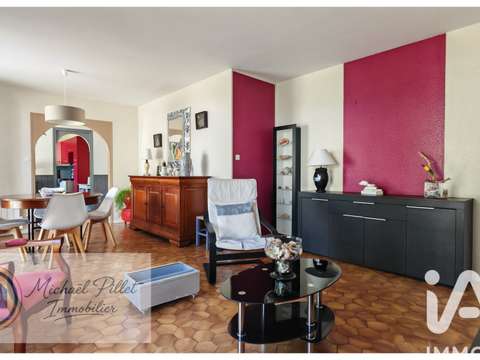 Vente maison 4 pièces Cours-les-Barres 18