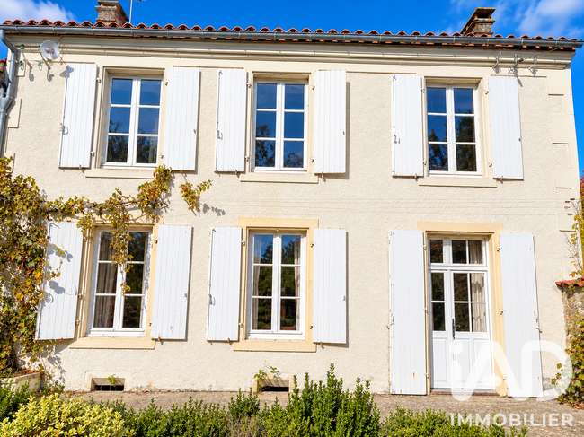 Maison 6 pièces 162 m² · à Couture-d'Argenson · 162 m² · 157 500 €