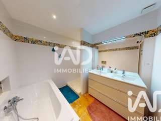 Vente maison 8 pièces