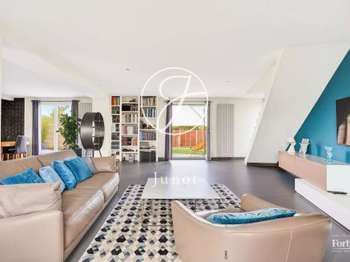 Maison 6 pièces 197 m² · à Croissy-sur-Seine · 197 m² · 1 080 000 €