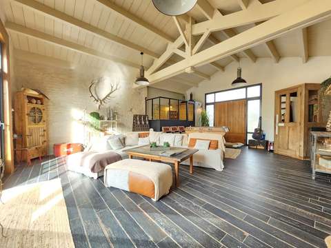 Vente maison 7 pièces Croix-Chapeau 17