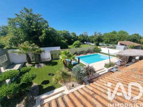 Vente maison 4 pièces Croix-Chapeau 17