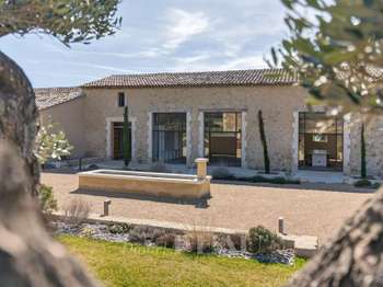 Vente maison 8 pièces Cucuron 84
