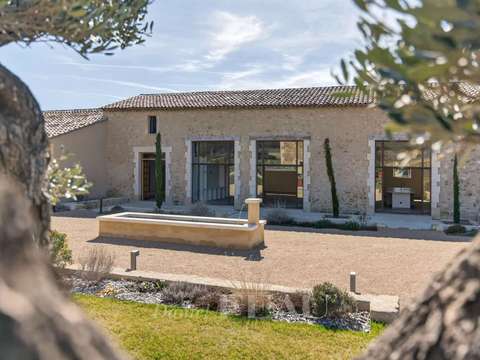 Vente maison 8 pièces Cucuron 84