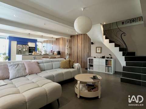 Vente maison 4 pièces Cuers 83