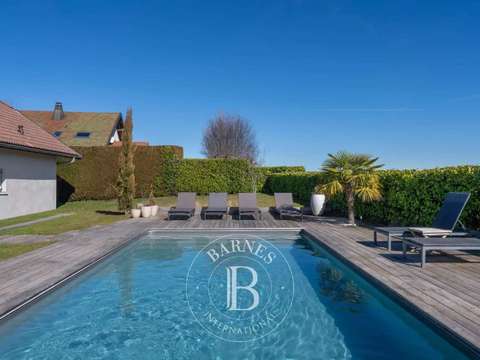 Vente maison 7 pièces Cuvat 74