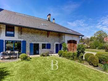 Vente maison 7 pièces Cuvat 74