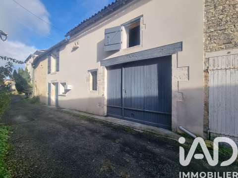 Vente maison 3 pièces Dampierre-sur-Boutonne 17