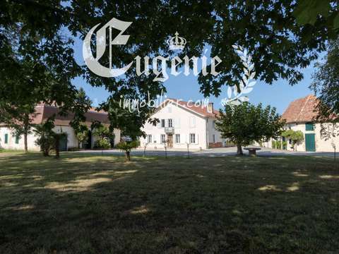 Vente maison 11 pièces Dax 40