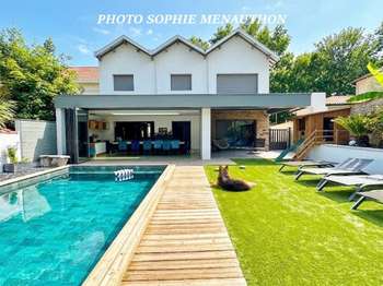 Maison 8 pièces 320 m² · à Dax · 320 m² · 1 295 000 €