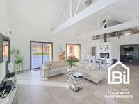 Vente maison 12 pièces
