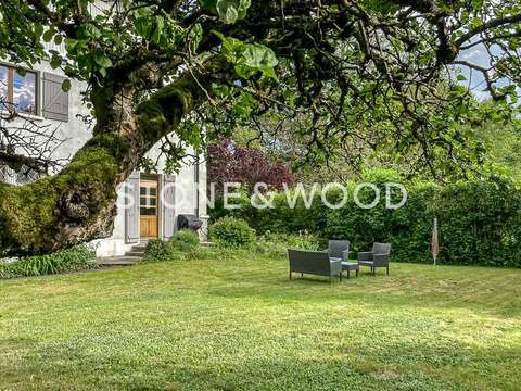 Vente maison 10 pièces Divonne-les-Bains 01