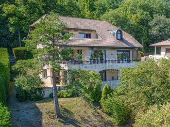 Vente maison 9 pièces Divonne-les-Bains 01