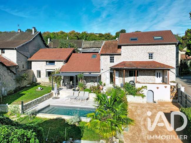 Maison 7 pièces 203 m² · à Dizimieu · 203 m² · 570 000 €