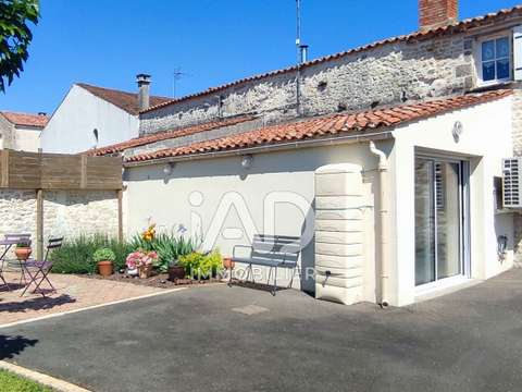 Vente maison 6 pièces Doix-les-Fontaines 85