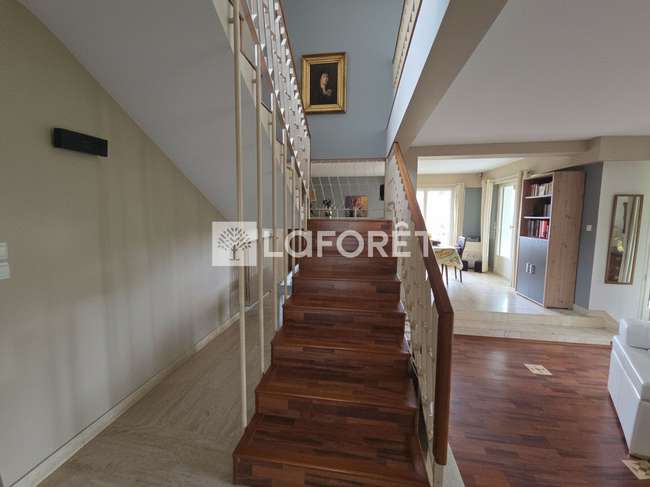Vente maison 8 pièces