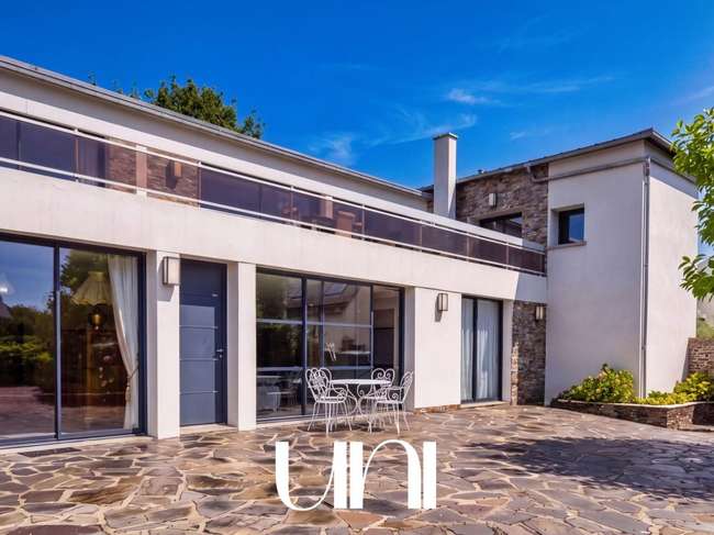 Maison 7 pièces 286 m² · à Donville-les-Bains · 286 m² · 828 000 €
