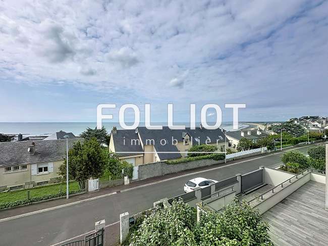 Maison 5 pièces 115 m² · à Donville-les-Bains · 115 m² · 588 000 €
