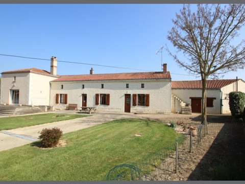 Vente maison 6 pièces Doué-en-Anjou 49