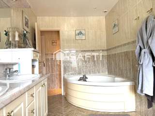 Vente maison 9 pièces
