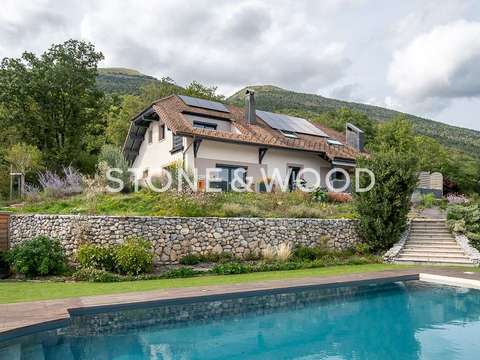 Vente maison 7 pièces Échenevex 01