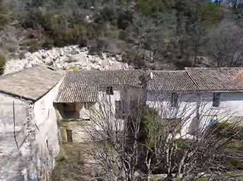 Maison 17 pièces 530 m² · à Entrechaux · 530 m² · 632 000 €