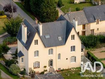 Maison 11 pièces 225 m² · à Éréac · 225 m² · 237 003 €