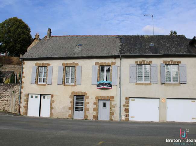 Maison 4 pièces 84 m² · à Ernée · 84 m² · 85 900 €