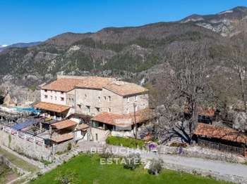 Vente maison 18 pièces Esclangon 04