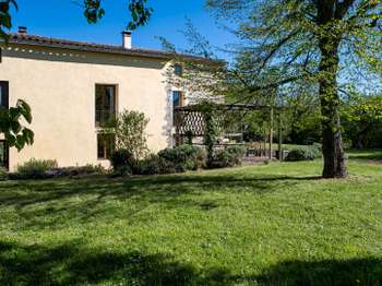 Maison 8 pièces 306 m² · à Escueillens-Et-Saint-Just-de-Bélengard · 306 m² · 650 000 €