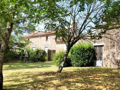 Vente maison 8 pièces Essarts-en-Bocage 85