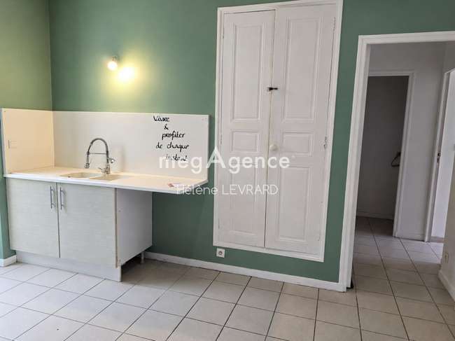 Maison 5 pièces 107 m² · à Évron · 107 m² · 132 000 €