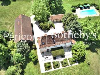 Vente maison 10 pièces Excideuil 24