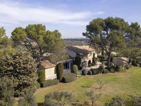Vente maison 9 pièces Eygalières 13