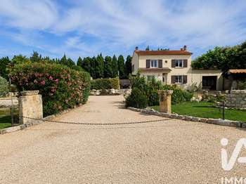 Maison 6 pièces 142 m² · à Eyragues · 142 m² · 640 000 €