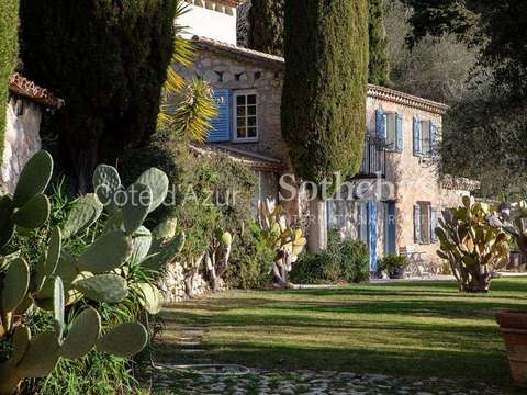 Vente maison 8 pièces Èze 06