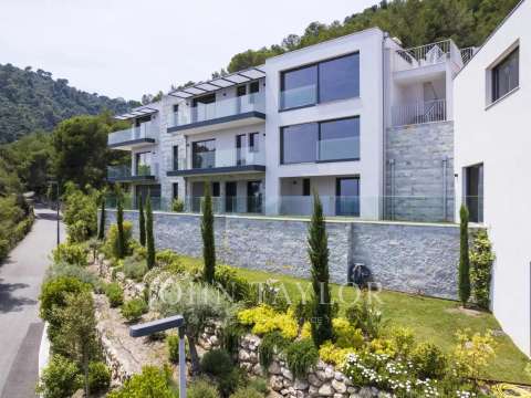 Vente maison 8 pièces Èze 06