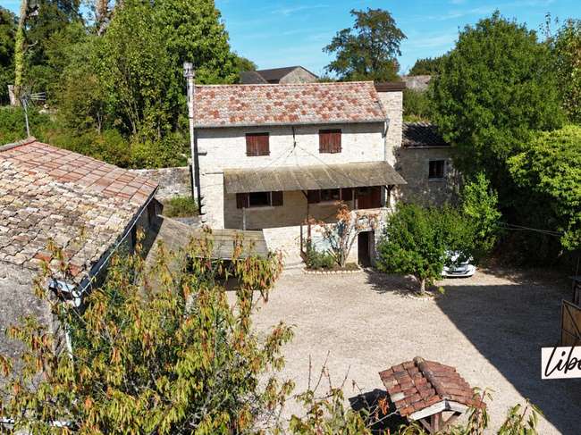 Maison 5 pièces 84 m² · à Farges-lès-Mâcon · 84 m² · 131 500 €