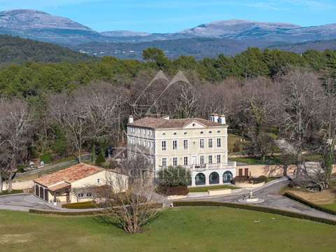 Vente maison 15 pièces Fayence 83